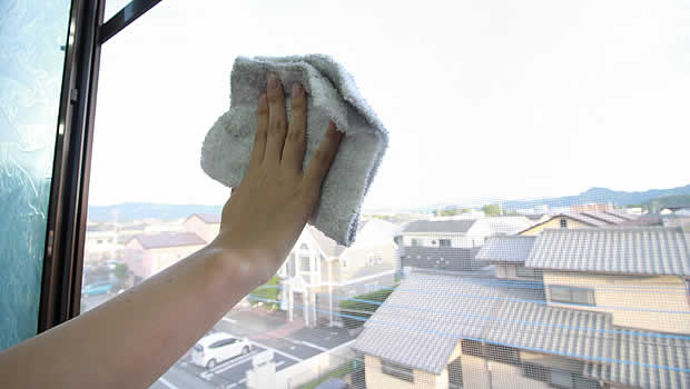 神奈川片付け110番の窓ガラス・サッシ・網戸・雨戸掃除サービス
