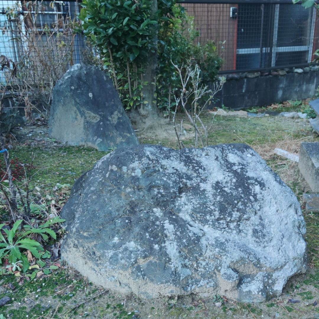 庭石の処分・撤去作業 ｜ 【公式】不用品回収なら神奈川片付け110番 